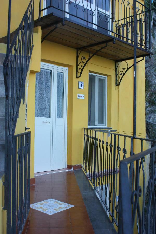 Отель Casa Reginella - Borgo Marinaro Конка-дей-Марини Экстерьер фото